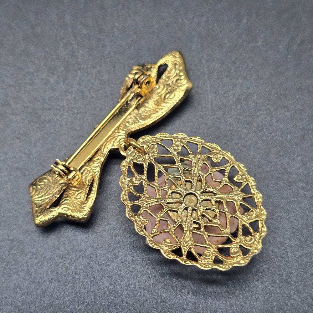 1928 Brand Rose Flower Brooch Gold Tone Bow Faux Pearl Vintage Jewelry - Picture 3 of 6